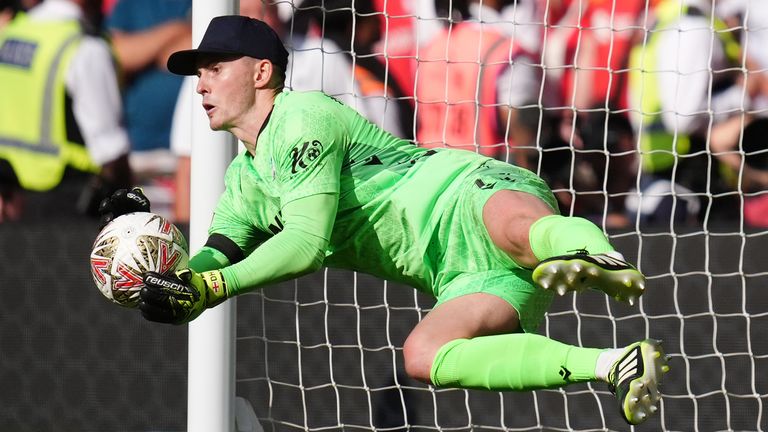 Nhìn Dean Henderson tỏa sáng, Man Utd liệu có thấy tiếc 2 Nhìn Dean Henderson tỏa sáng, Man Utd liệu có thấy tiếc 2