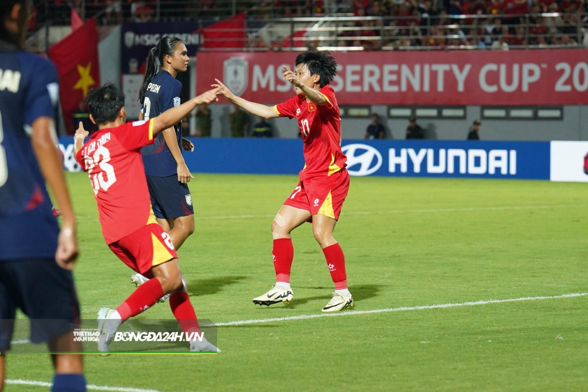 Chiến thắng nhẹ nhàng của tuyển nữ Việt Nam trước Thái Lan 3