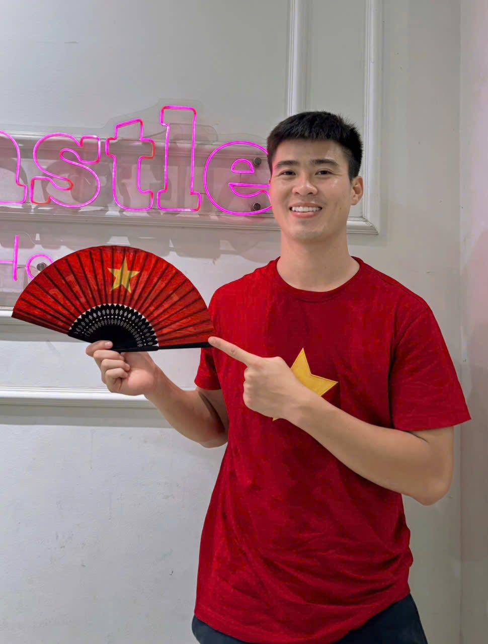 Hành động đẹp của Duy Mạnh trong dịp cả nước hướng về Đại lễ A80 1