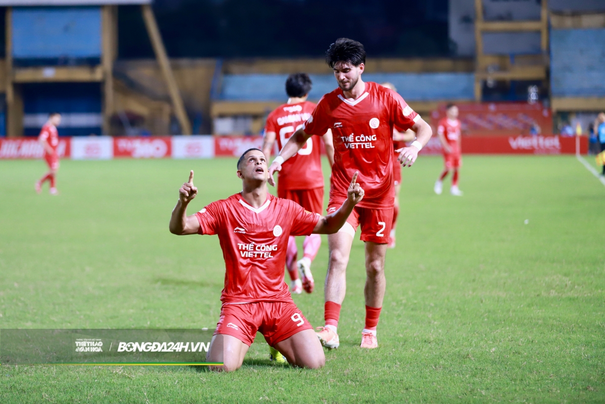 Tân binh Việt kiều gây sốt ngay trong ngày ra mắt Thể Công Viettel 6