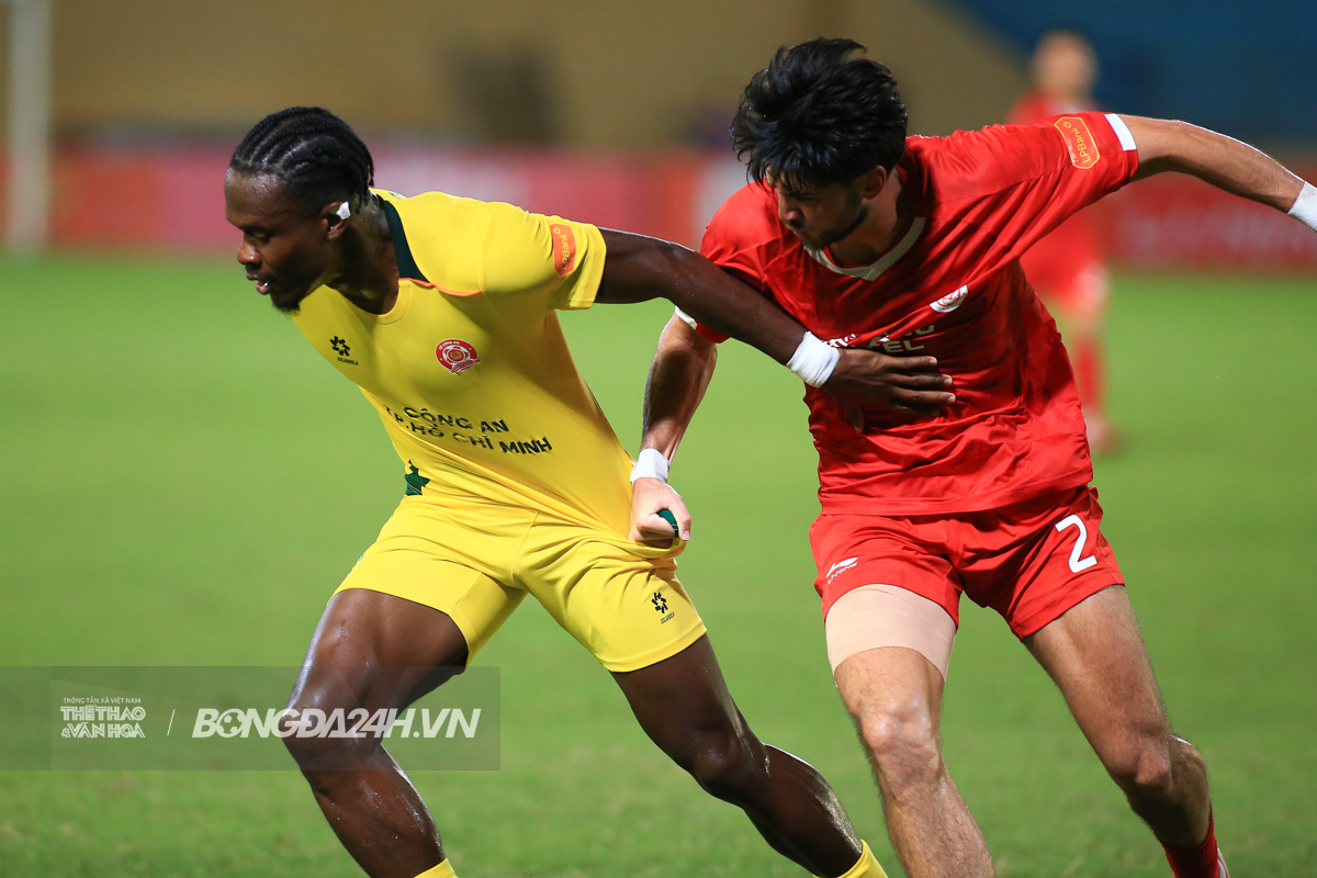 Ngoại binh đắt giá nhất VLeague gây thất vọng 4