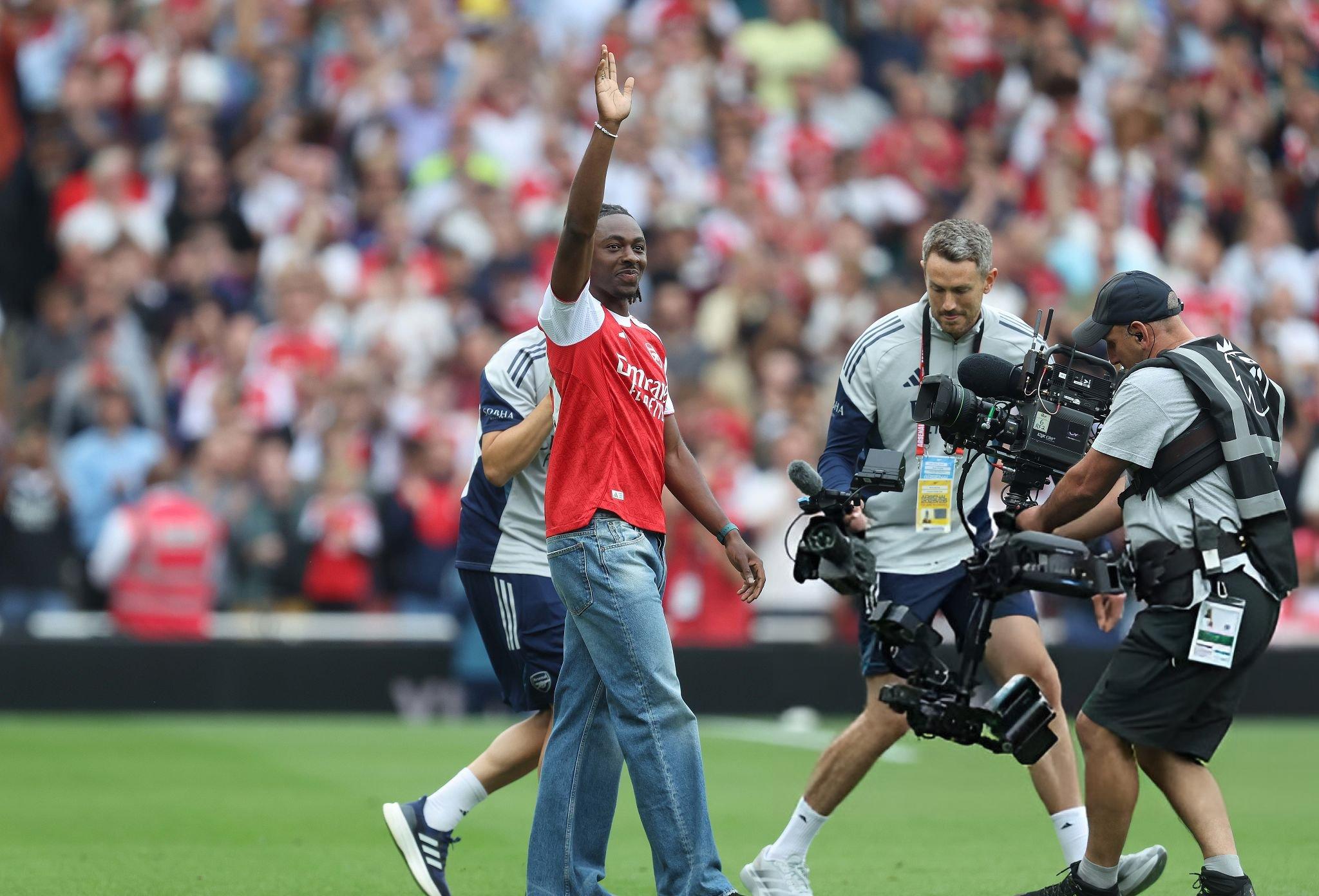 Thương vụ Eberechi Eze đến Arsenal Cuộc gọi phút chót với Arteta và cái gật đầu của Josh Kroenke 2 Thương vụ Eberechi Eze đến Arsenal Cuộc gọi phút chót với Arteta và cái gật đầu của Josh Kroenke 2