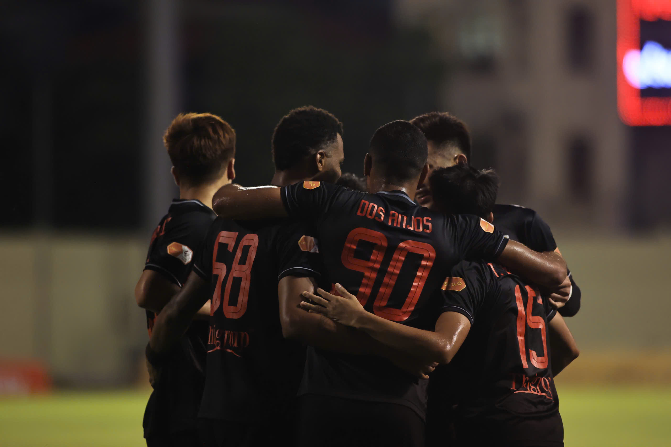 CLB Ninh Bình Từ ẩn số đến thế lực mới tại VLeague 1