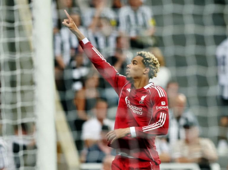 2025-08-25T200821Z_1355581464_UP