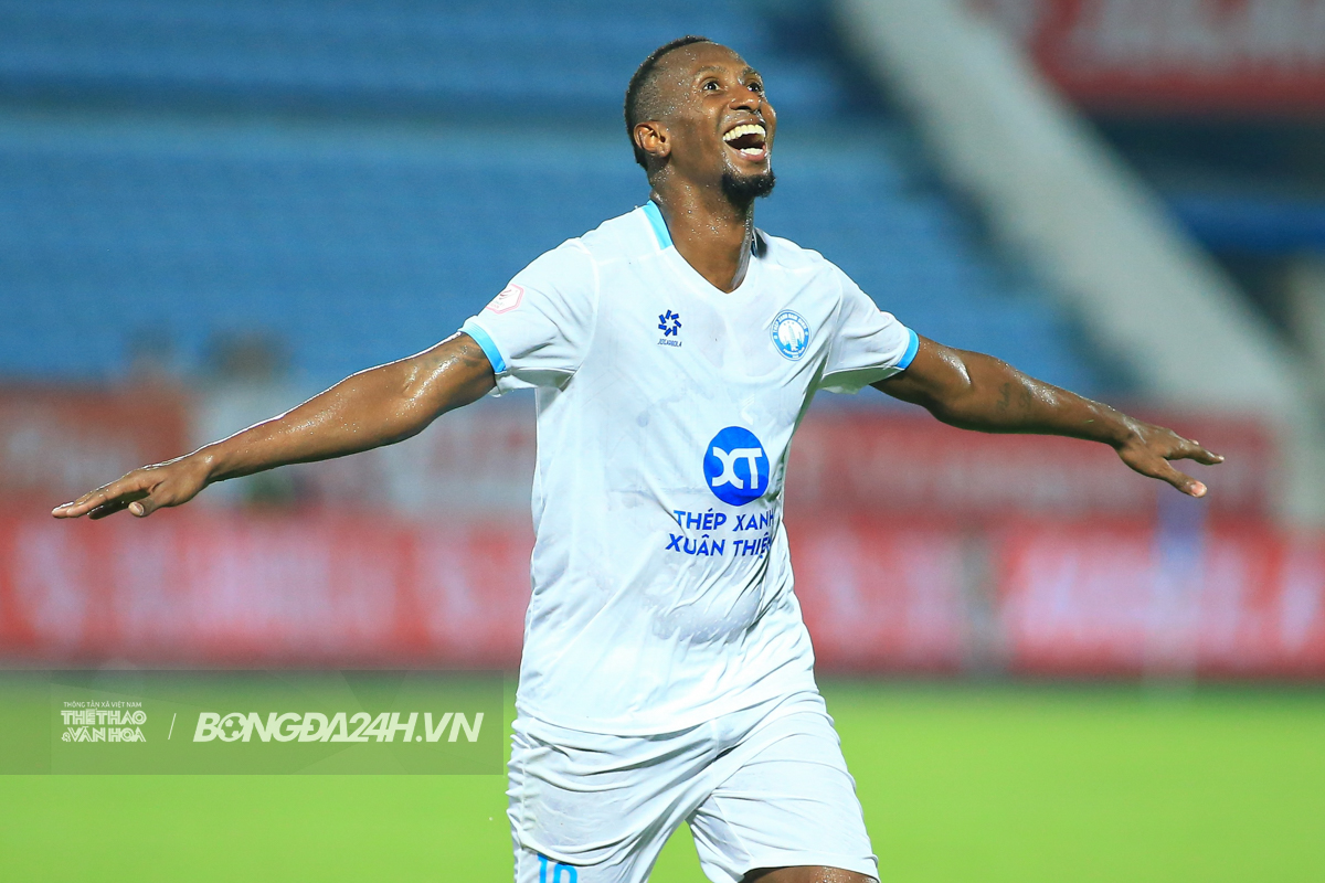 Dàn ngoại binh đắt giá chưa khỏa lấp vấn đề của Nam Định 8 Dàn ngoại binh đắt giá chưa khỏa lấp vấn đề của Nam Định 8