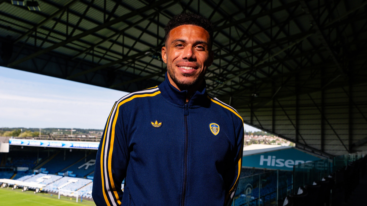 Tiểu sử hậu vệ James Justin Tiểu sử hậu vệ James Justin