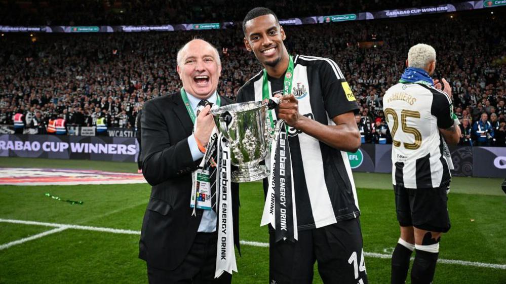 Câu chuyện Newcastle mất Isak cho Liverpool Nó ở cái tầm 2