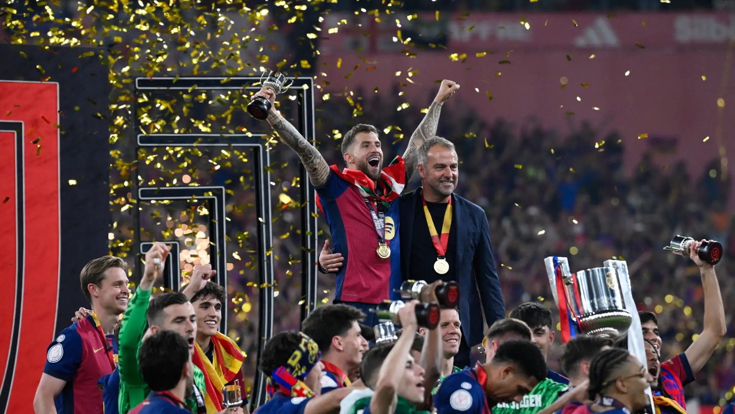 Hansi Flick và cơn cuồng nộ sau cánh cửa phòng thay đồ Barcelona 4 Hansi Flick và cơn cuồng nộ sau cánh cửa phòng thay đồ Barcelona 4