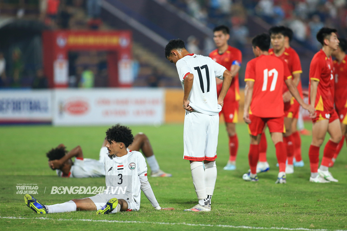 Cầu thủ U23 Yemen khóc nức nở sau trận thua U23 Việt Nam 5 Cầu thủ U23 Yemen khóc nức nở sau trận thua U23 Việt Nam 5