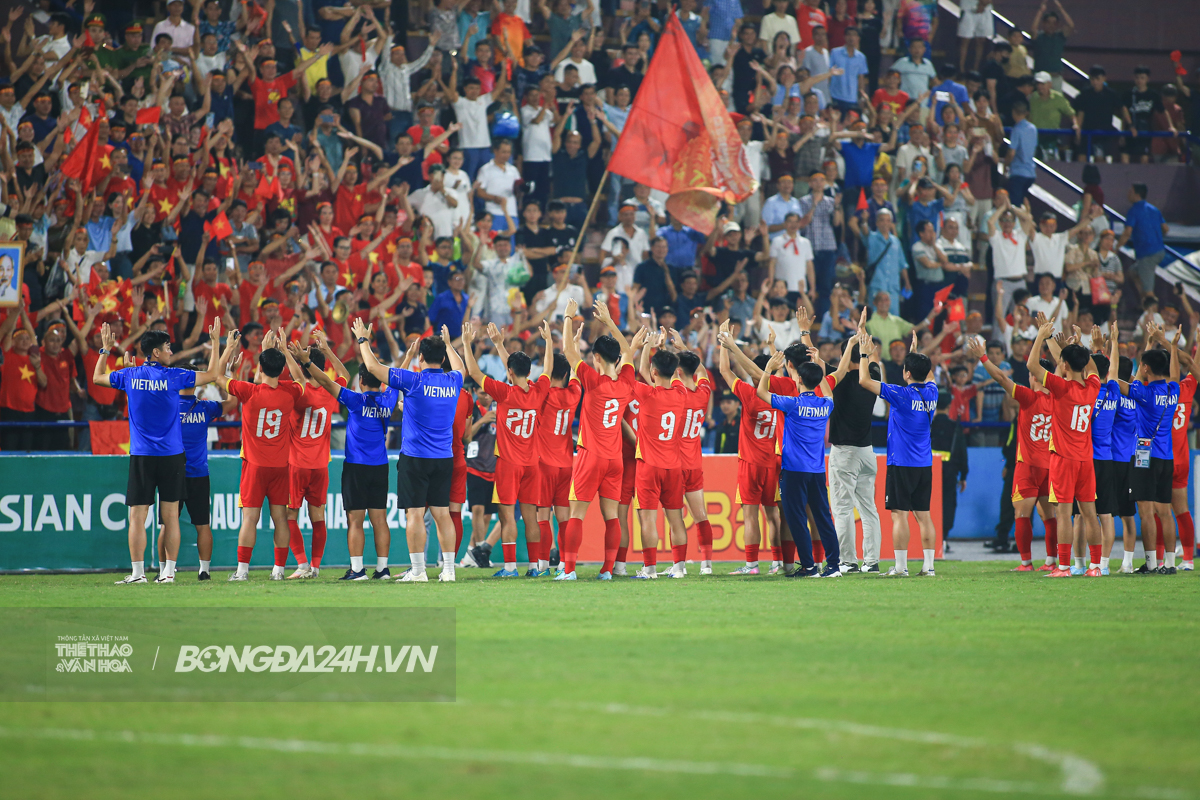 Hàng phòng ngự chắc chắn của U23 Việt Nam 9 Hàng phòng ngự chắc chắn của U23 Việt Nam 9
