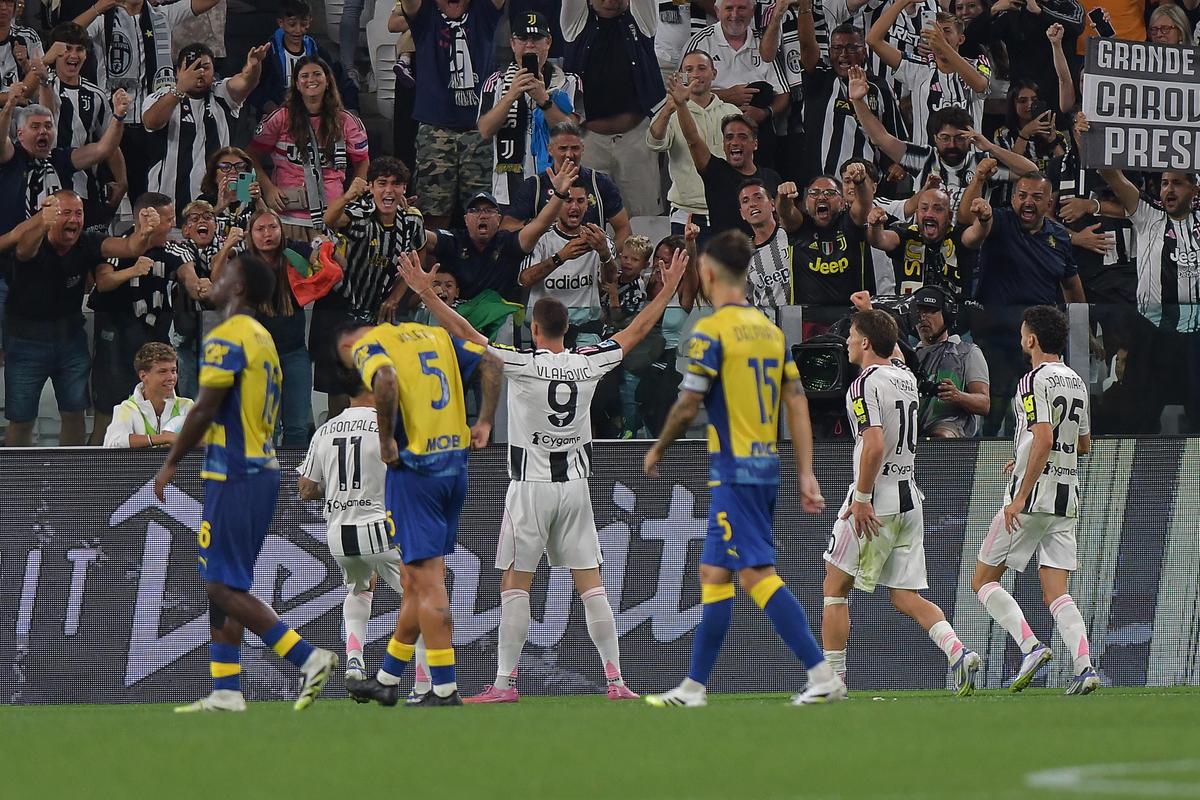 Dusan Vlahovic Vật cùng tắc biến, vật cực tắc phản 2 Dusan Vlahovic Vật cùng tắc biến, vật cực tắc phản 2