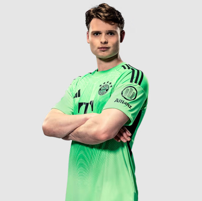Jonas Urbig