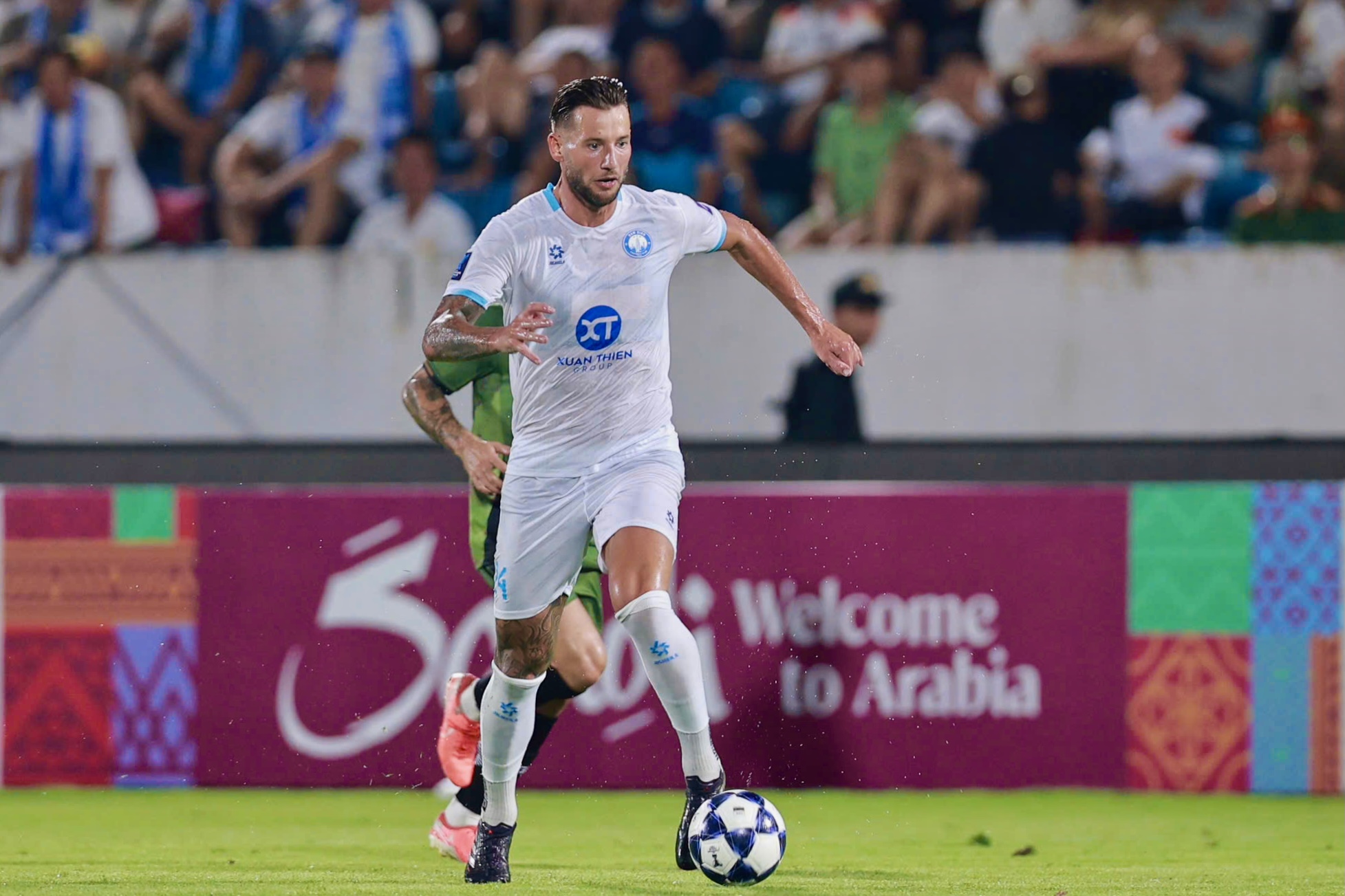 Dàn ngoại binh Nam Định tỏa sáng tại đấu trường châu lục 4 Dàn ngoại binh Nam Định tỏa sáng tại đấu trường châu lục 4