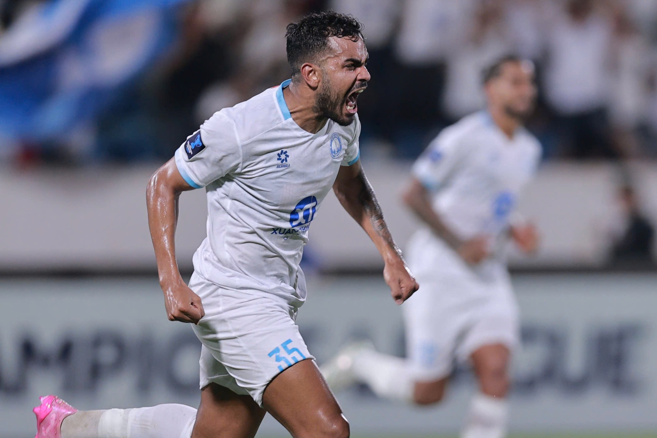 Dàn ngoại binh Nam Định tỏa sáng tại đấu trường châu lục 8 Dàn ngoại binh Nam Định tỏa sáng tại đấu trường châu lục 8