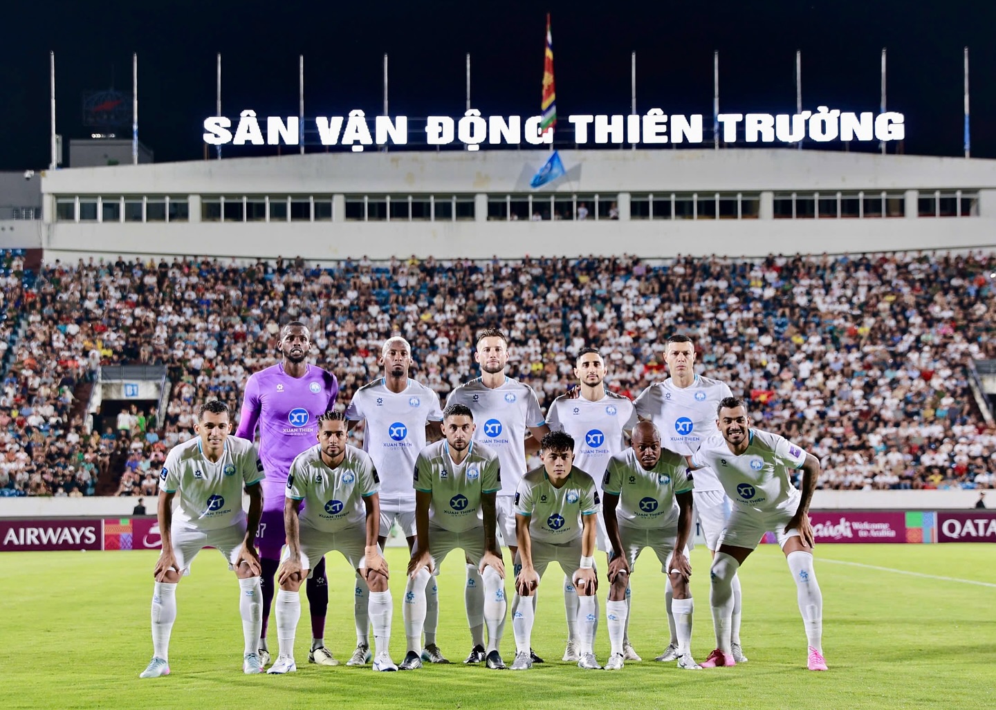 Đội hình xuất phát của Nam Định tại AFC Champions League Two có tới 10 ngoại binh doi hinh xuat phat cua Nam dinh tai AFC Champions League Two co toi 10 ngoai binh