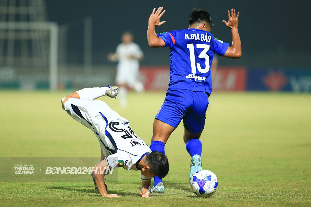 Mạc Hồng Quân bất lực, Quảng Ninh thua trận mở màn hạng Nhất 3