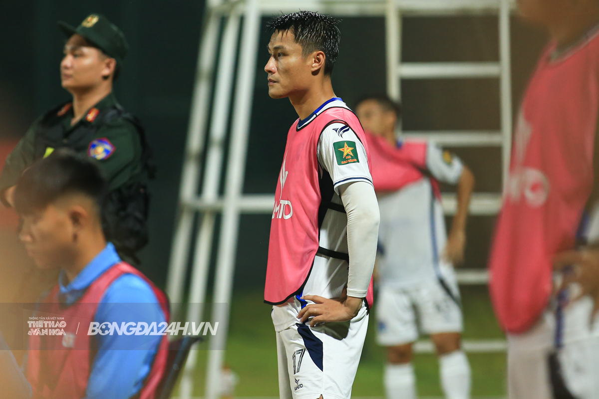 Mạc Hồng Quân bất lực, Quảng Ninh thua trận mở màn hạng Nhất 6