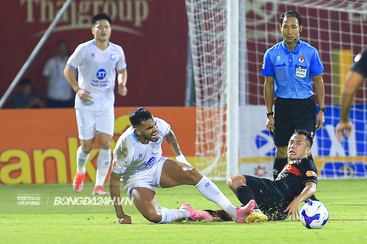 Brenner Ninh Binh vs Nam dinh 22/9