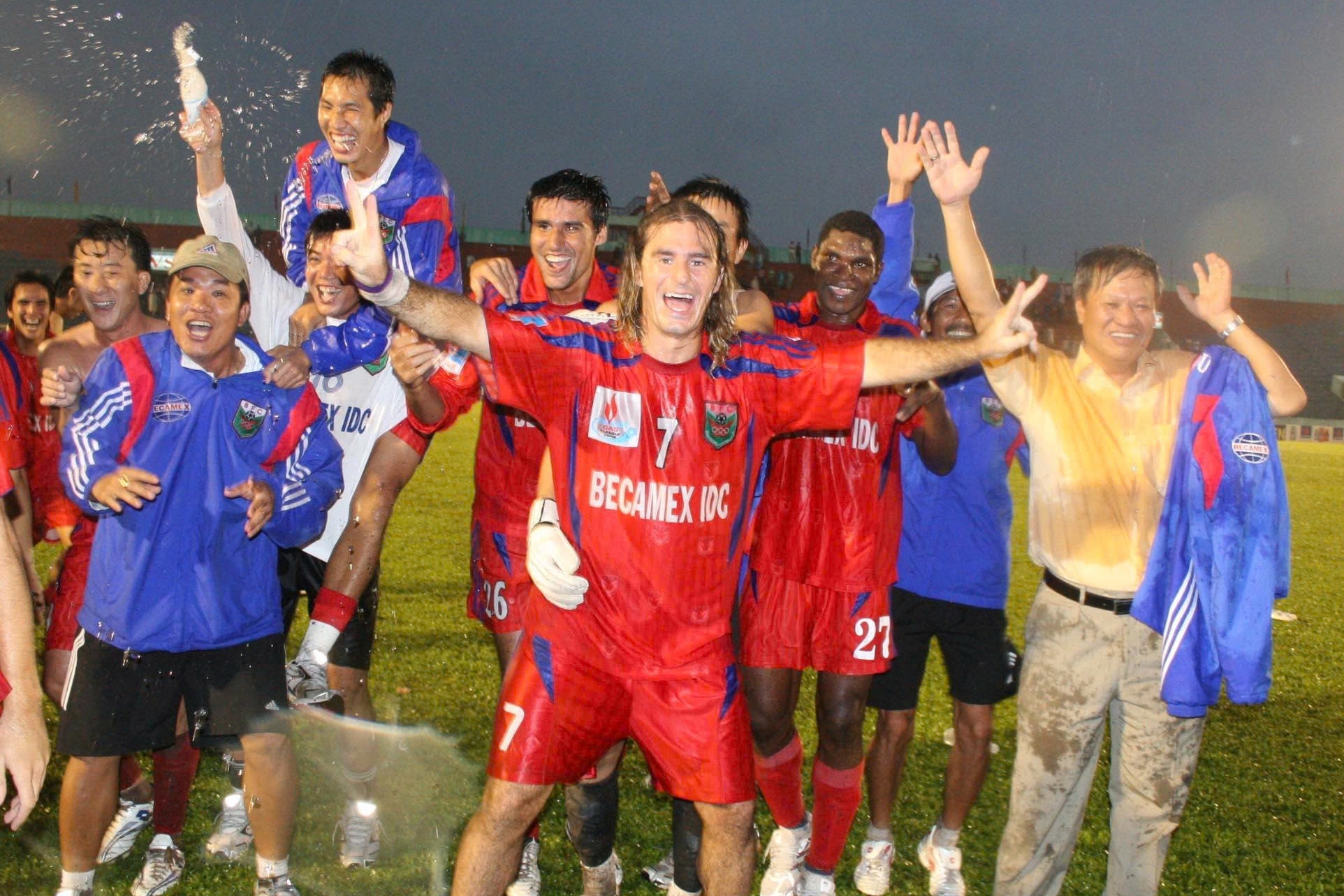 PVF-CAND bổ sung “cánh tay phải” giàu kinh nghiệm cho HLV Thạch Bảo Khanh 1