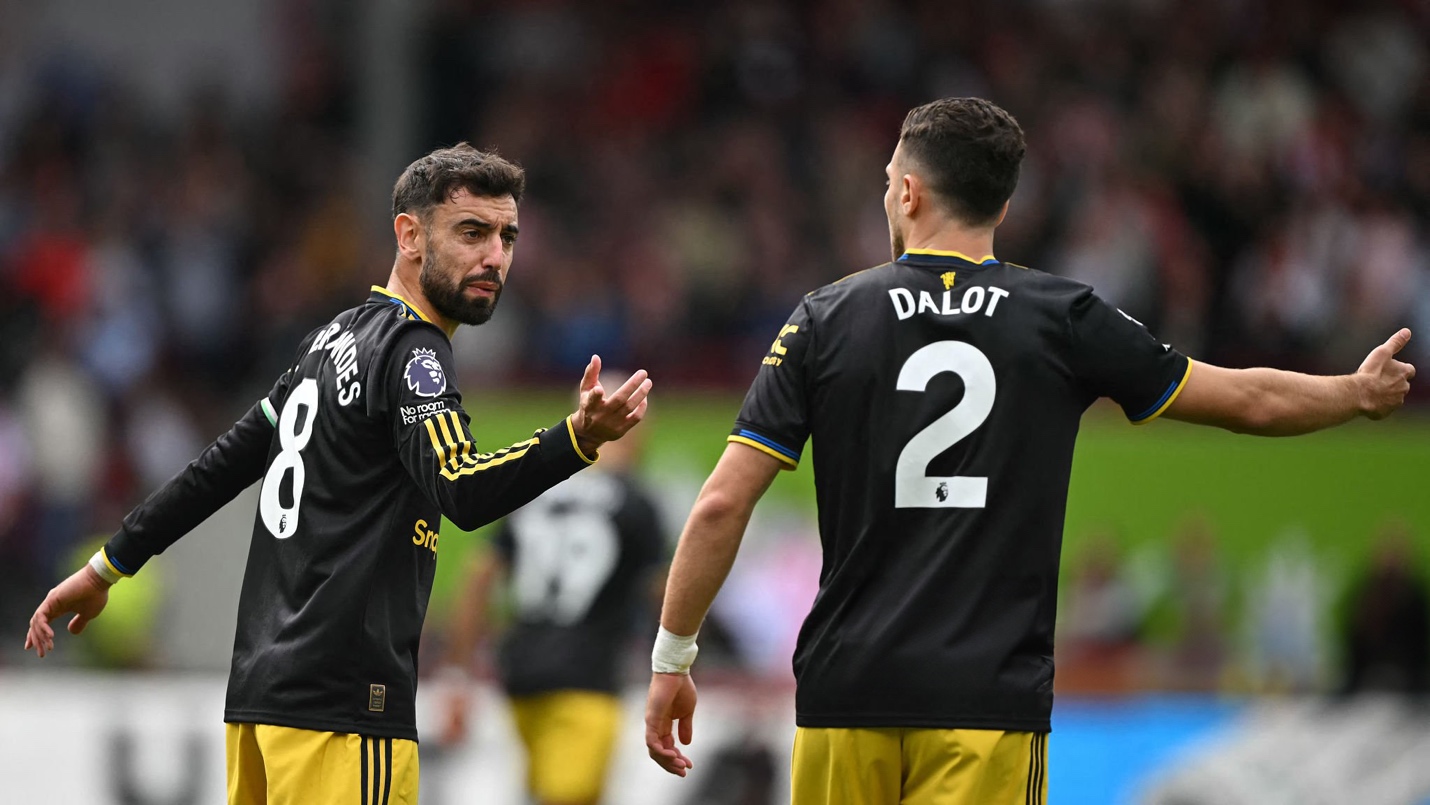 Đời đã khổ còn xem Man Utd chơi bóng 2