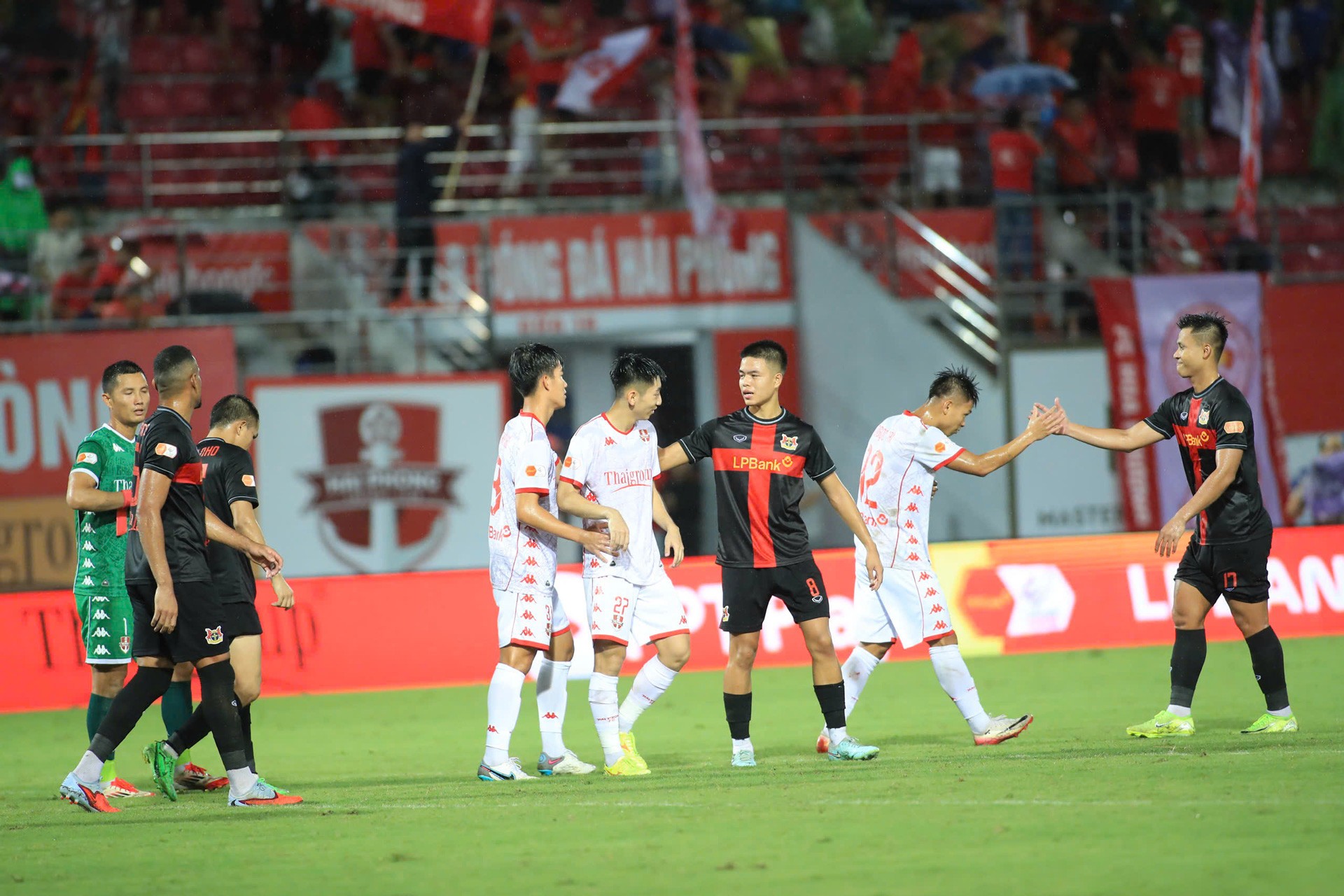 Bài học quý giá với CLB Ninh Bình 3