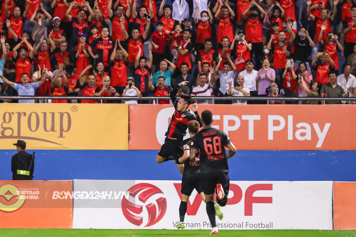 Ninh Bình và Thể Công chia điểm trong trận hòa kịch tính 6