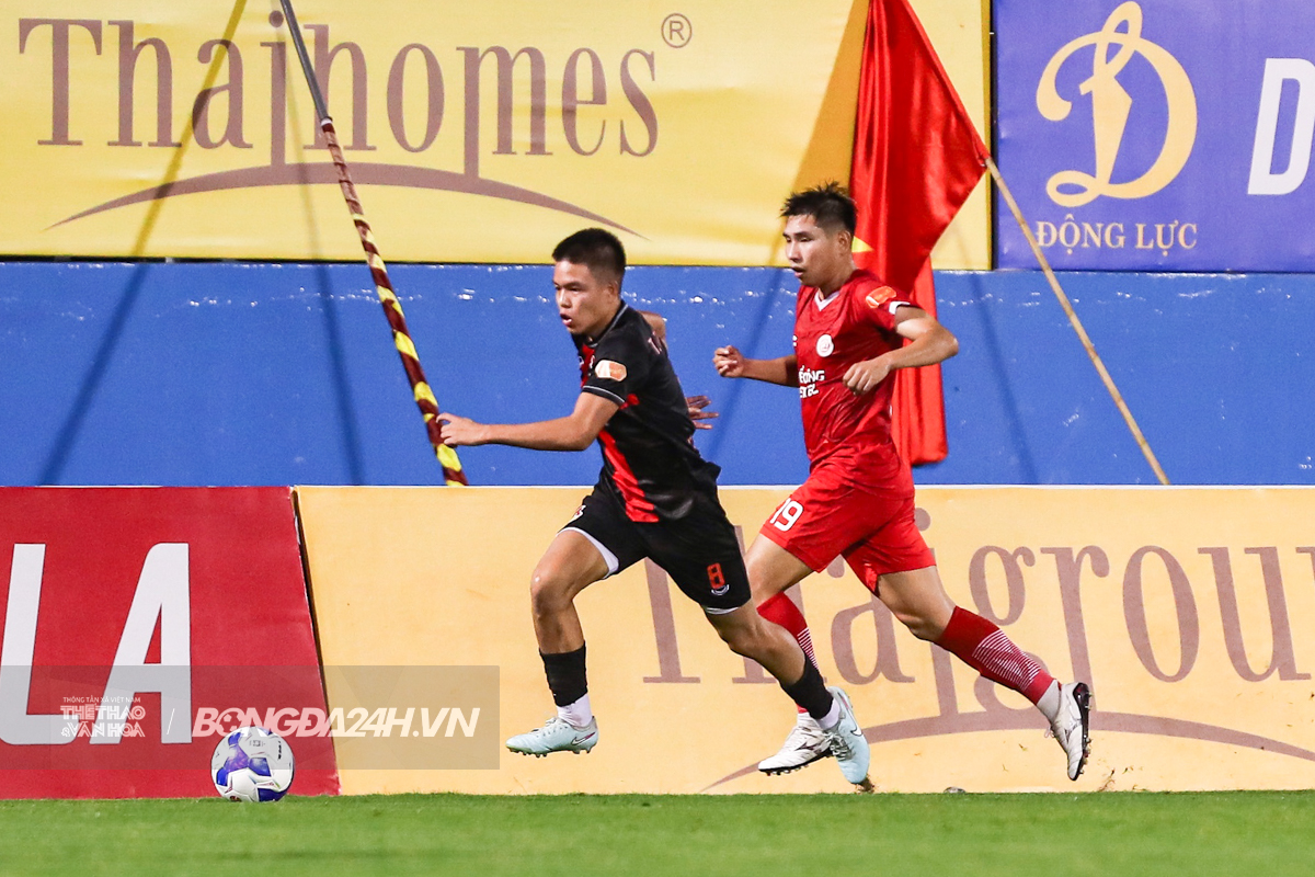 Trần Thành Trung Đinh Xuân Tiến Ninh Bình vs Thể Công Viettel 2/10 Tran Thanh Trung dinh Xuan Tien Ninh Binh vs The Cong Viettel 2/10