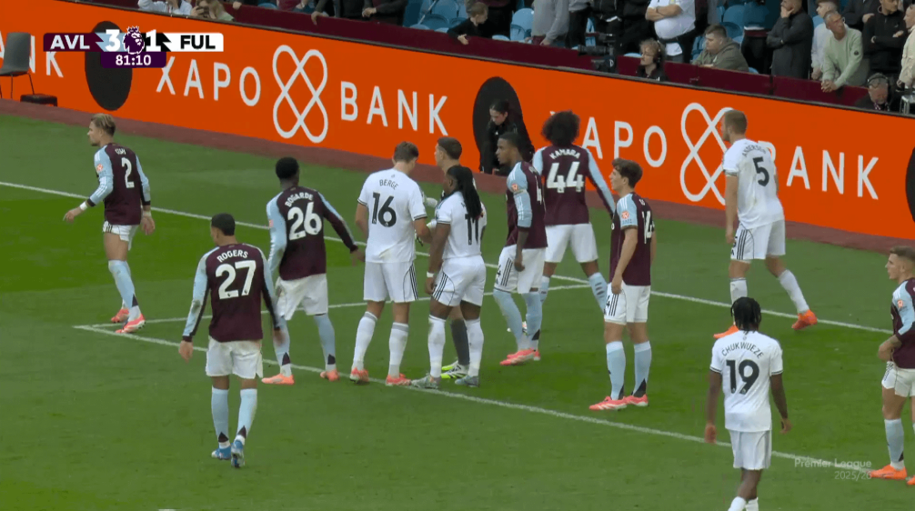 Khi Premier League nâng tầm ném biên xa thành một “nghệ thuật tác chiến” 3 Khi Premier League nâng tầm ném biên xa thành một “nghệ thuật tác chiến” 3