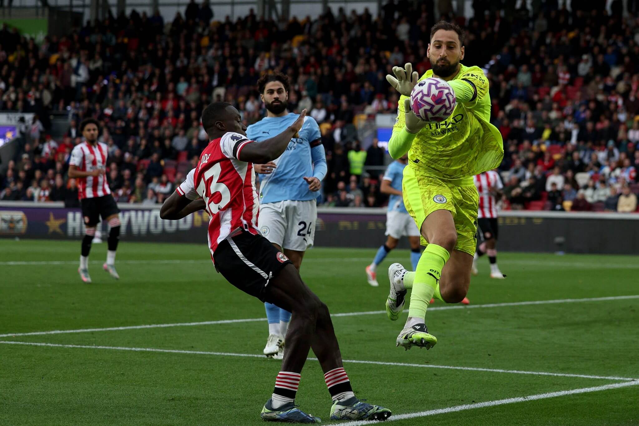 Haaland và Donnarumma giúp Man City trở lại cuộc đua vô địch, nhưng họ có thể thăng hoa nếu thiếu Rodri 2
