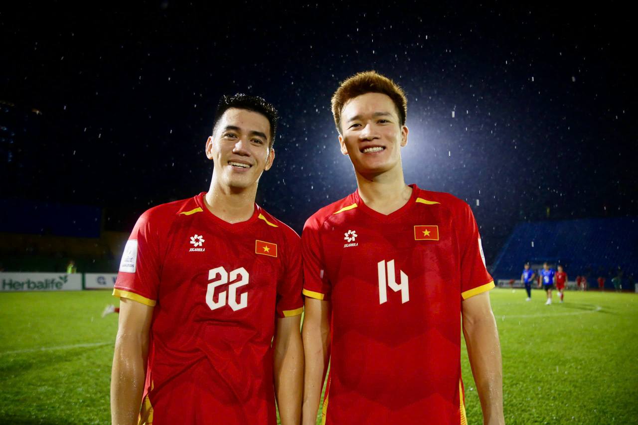 Nguyen Hoang duc vs Nguyen Tien Linh