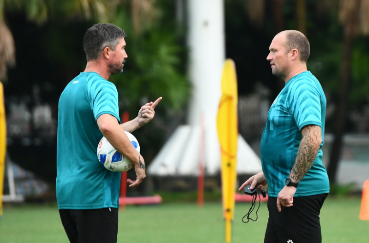 Warren Feeney Warren Feeney