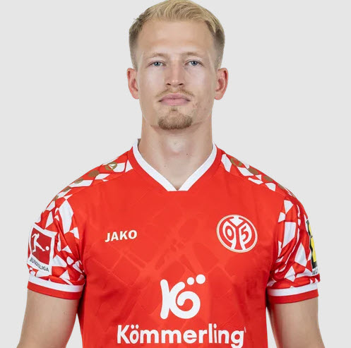 Andreas Hanche-Olsen