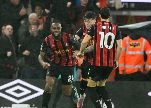 Có một Bournemouth thăng hoa dù bán gần hết trụ cột 1 Có một Bournemouth thăng hoa dù bán gần hết trụ cột 1