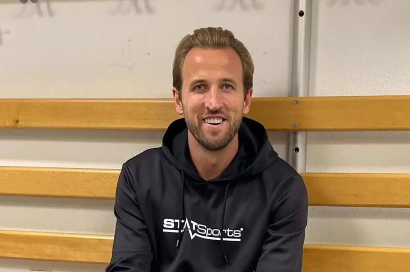 Phỏng vấn Harry Kane và cuộc sống ở Đức Khoảnh khắc nâng cúp thật sự quý giá! 1 Phỏng vấn Harry Kane và cuộc sống ở Đức Khoảnh khắc nâng cúp thật sự quý giá! 1