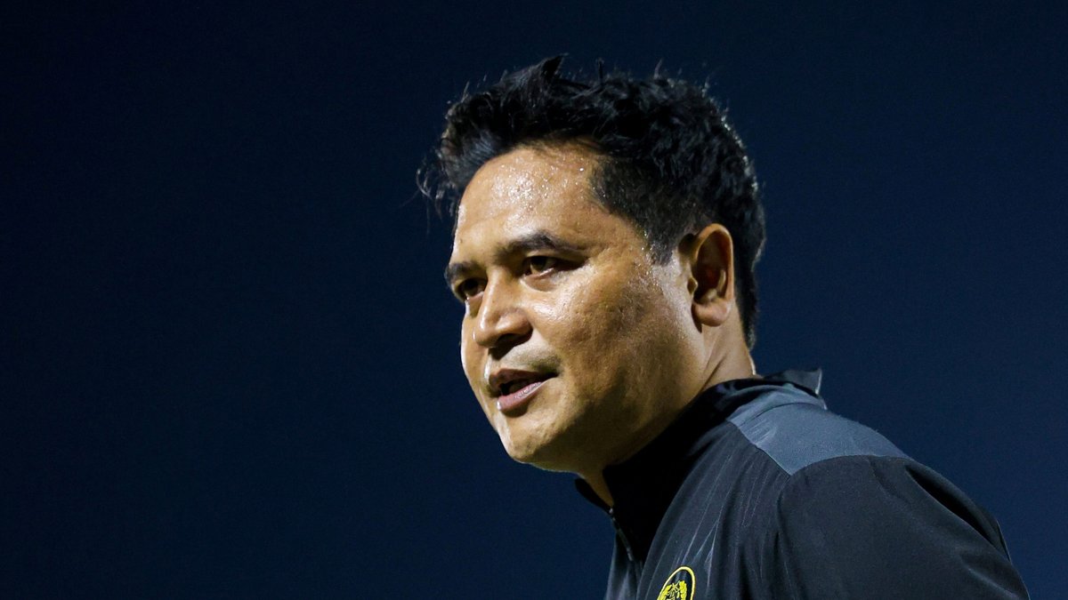 U23 Malaysia HLV Nafuzi Zain