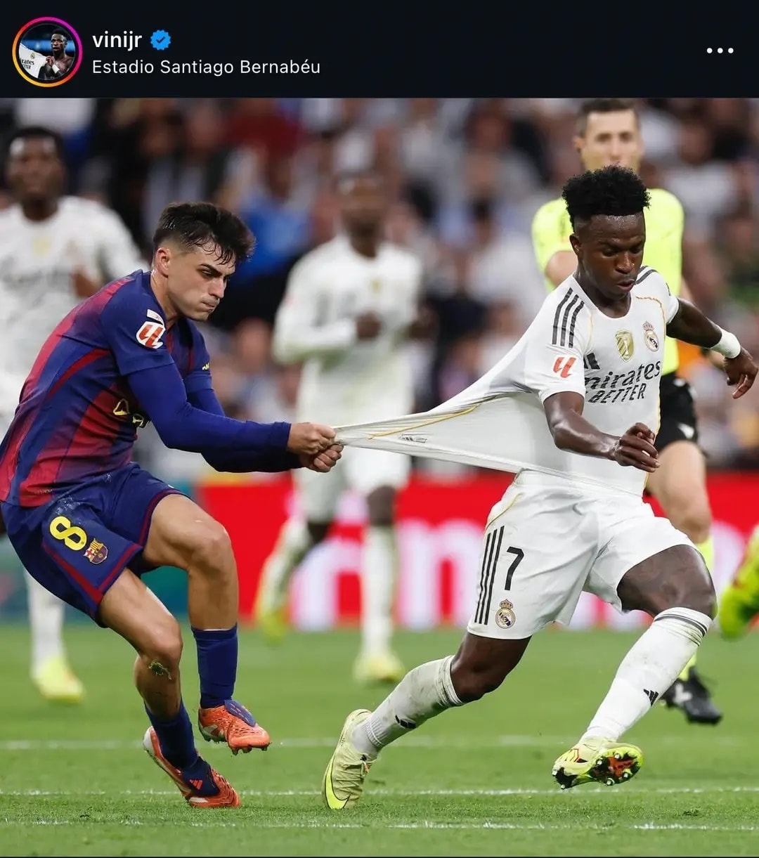 Phía sau nụ cười chiến thắng của Real Madrid là cơn giận của Vinicius Jr 3 Phía sau nụ cười chiến thắng của Real Madrid là cơn giận của Vinicius Jr 3