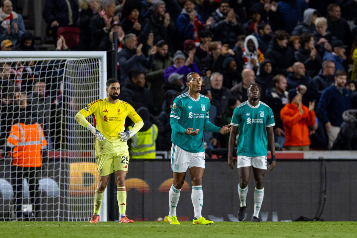 Arsenal đang chinh phục Premier league bằng sự khác biệt 2