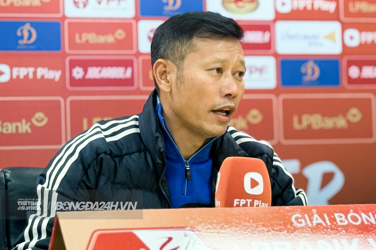 HLV Thach Bao Khanh chia se sau tran Ha Noi vs PVF-CAND 4/11