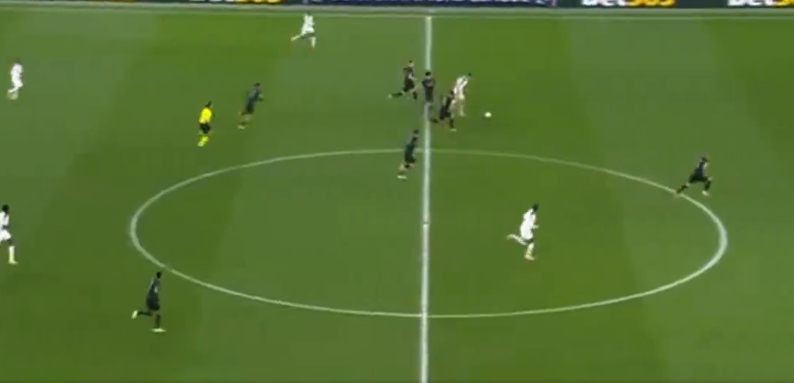 Chiêm ngưỡng siêu phẩm bàn thắng của Micky van de Ven 2