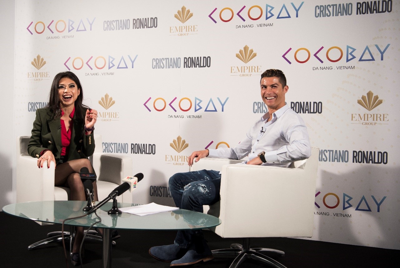 Toàn bộ buổi phỏng vấn Cristiano Ronaldo với Piers Morgan World Cup không còn là giấc mơ nữa (P1) 7 Toàn bộ buổi phỏng vấn Cristiano Ronaldo với Piers Morgan World Cup không còn là giấc mơ nữa (P1) 7