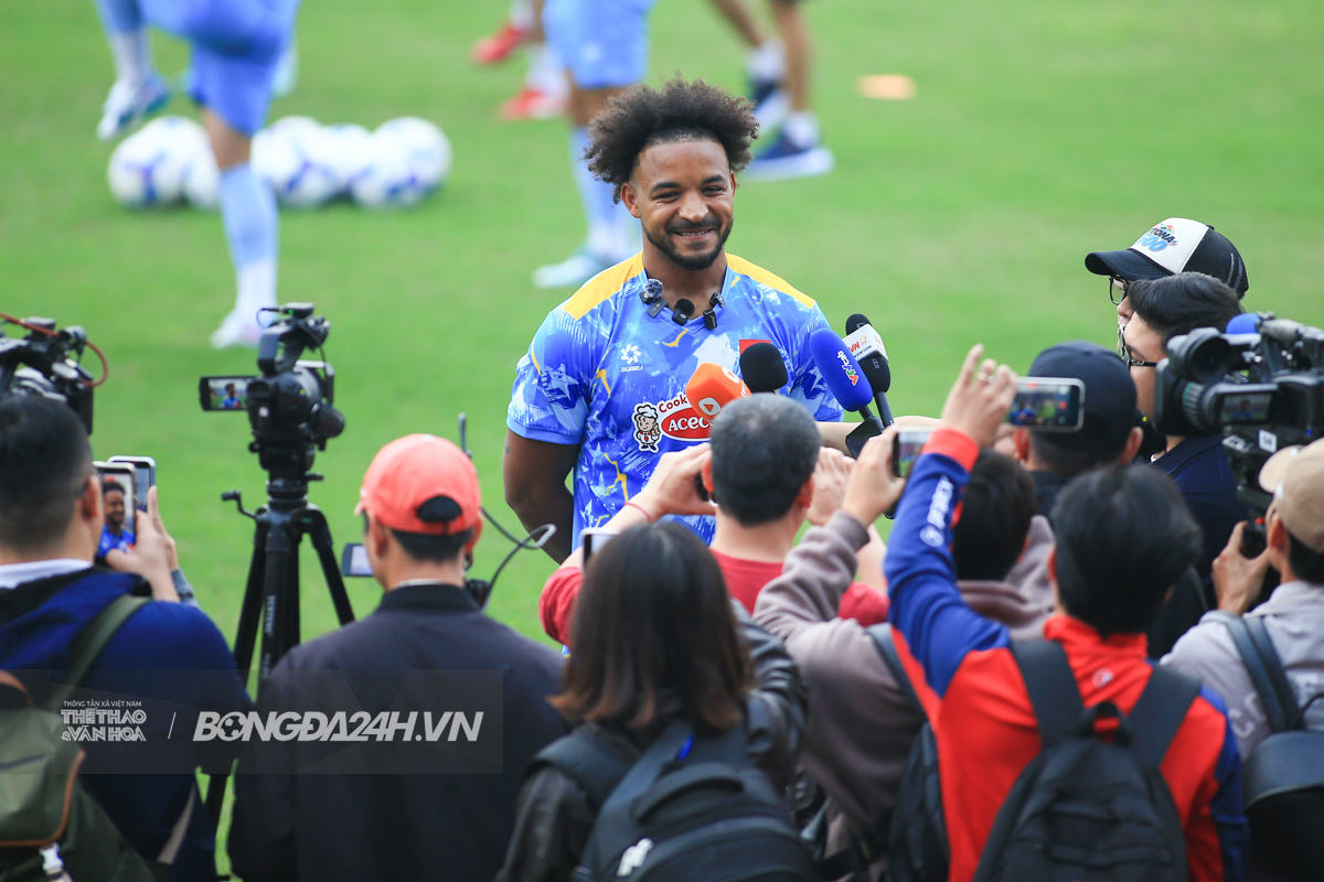 Nụ cười Xuân Son trở lại với ĐT Việt Nam 2