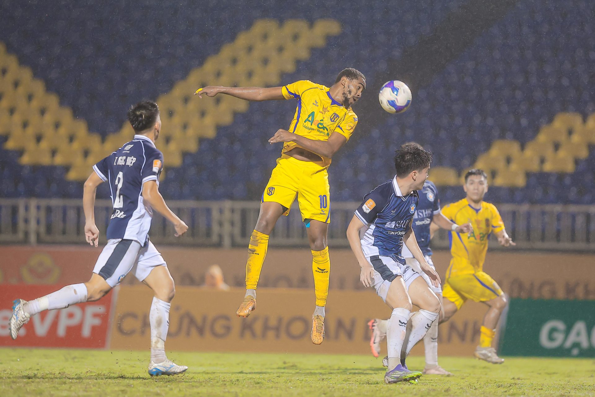 Reon Dale Moore Reon Dale Moore