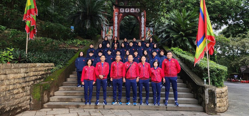 ĐT nữ Việt Nam dâng hương Đền Hùng, hướng đến SEA Games 33 1