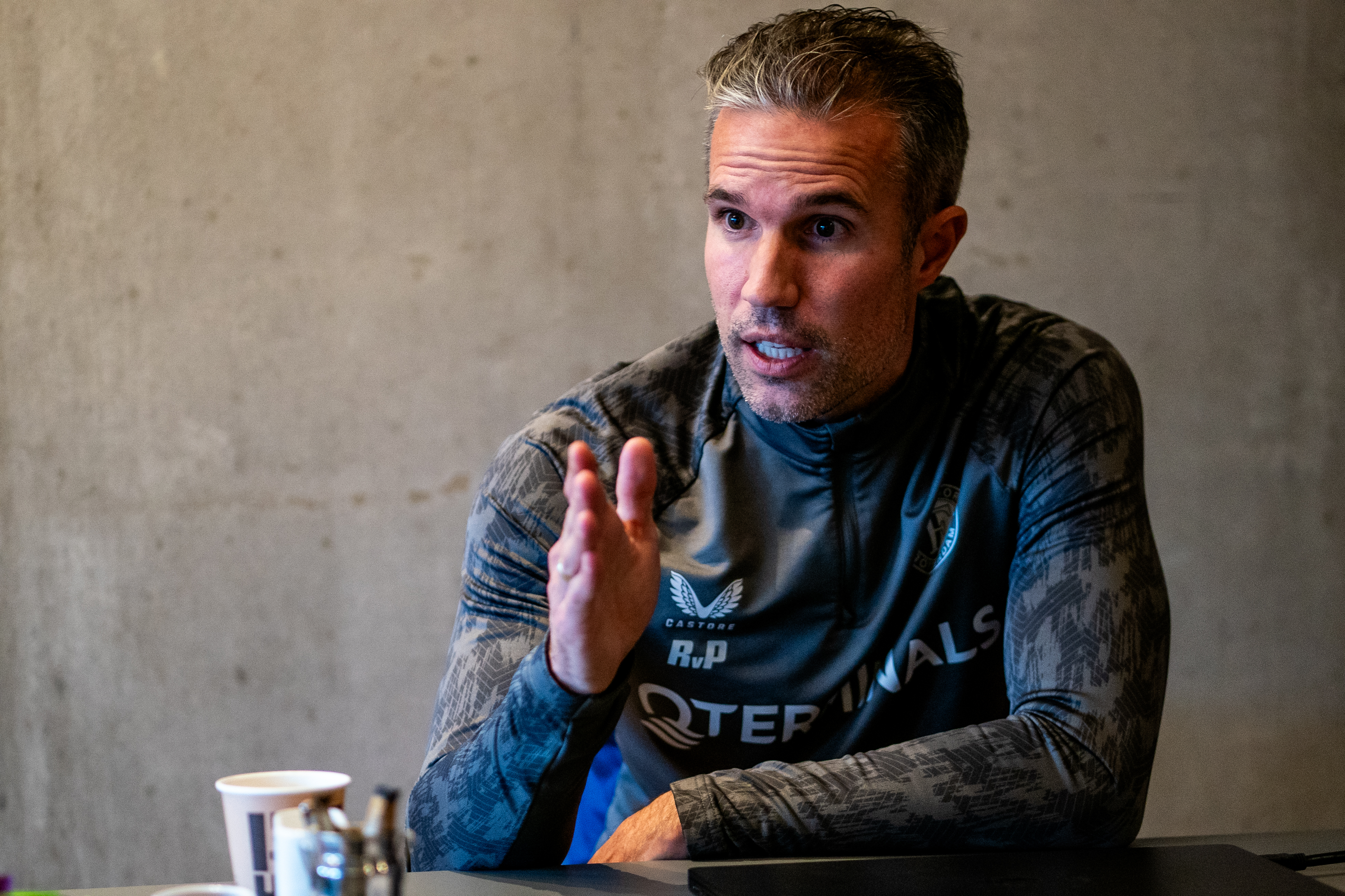 Robin van Persie “Tôi muốn tìm lại tình yêu bóng đá của tuổi thơ” 3