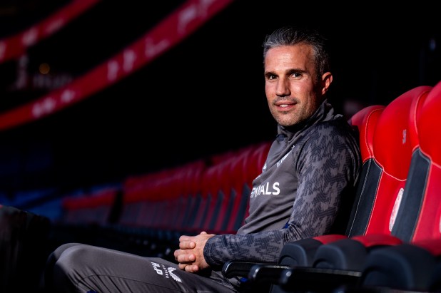 Robin van Persie “Tôi muốn tìm lại tình yêu bóng đá của tuổi thơ” 4