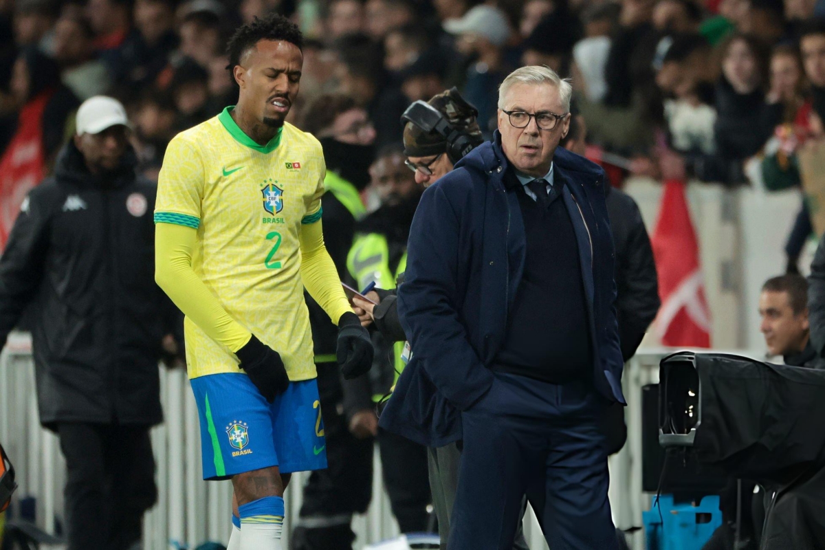 Eder Militao dinh chan thuong tren tuyen