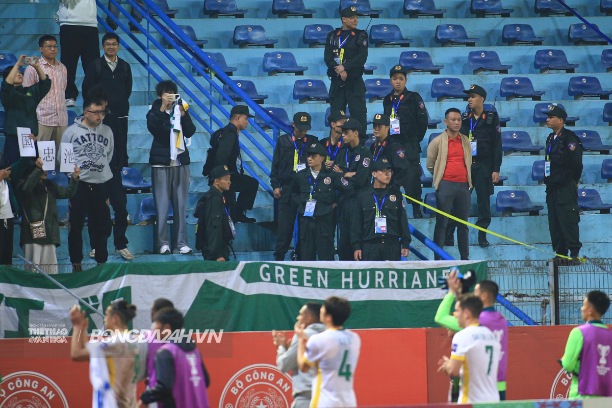 Phút cuối hỗn loạn trận CAHN vs Beijing Guoan 8