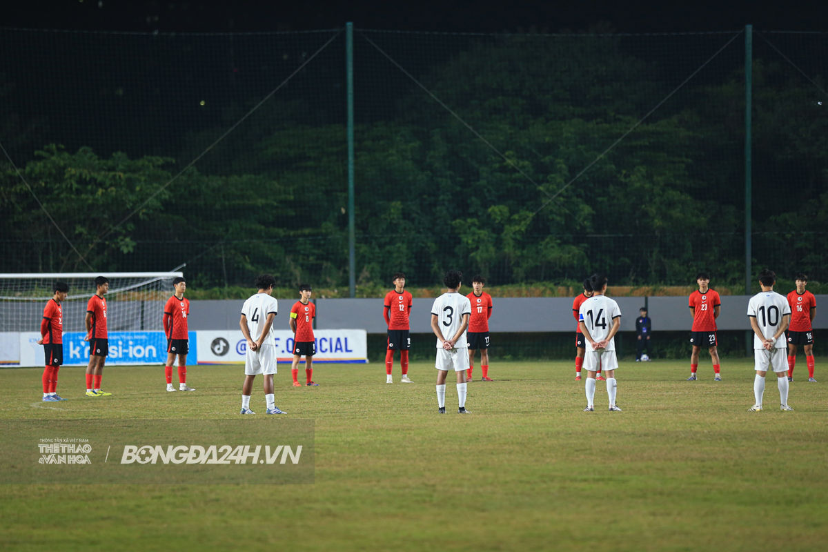 Cầu thủ đeo kính thi đấu tại giải U17 châu Á 3 Cầu thủ đeo kính thi đấu tại giải U17 châu Á 3