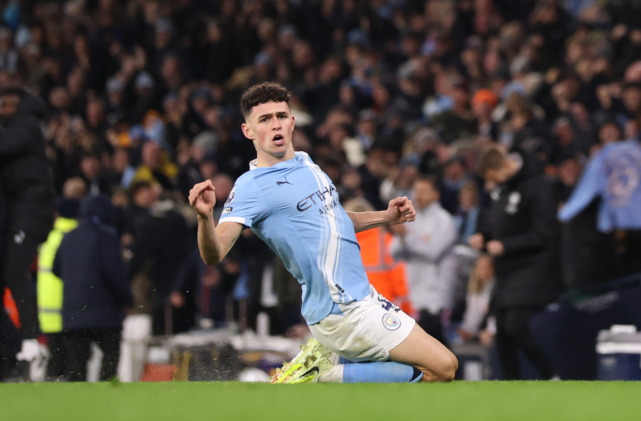 phil-foden-man-city-v-leeds-united-premier-league-scaled