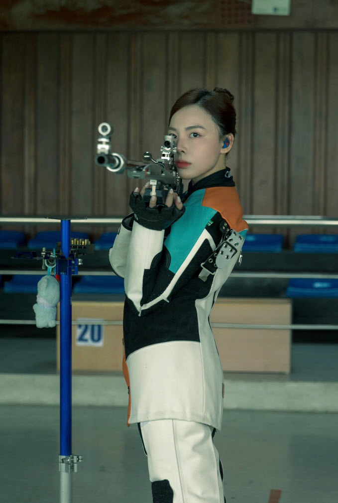 chan-dung-hoa-khoi-ban-sung-cua-doan-viet-nam-tai-sea-games-33-3